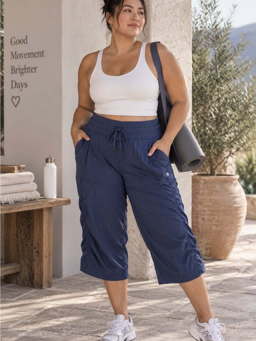 Lululemon Athletica Capri Dance Studio Blue Athletic Drawstring Shorts Outdoor
